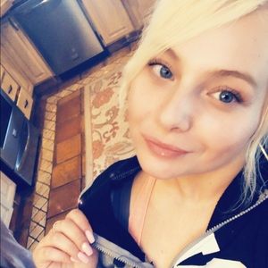 Meet your Posher, Breana